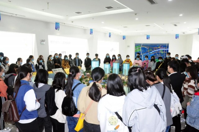 1604547128595643.jpg 640.webp (1)~1.jpg