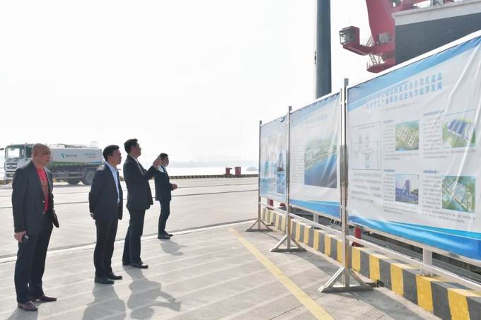 1640075951415731.jpg 640.webp (4).jpg