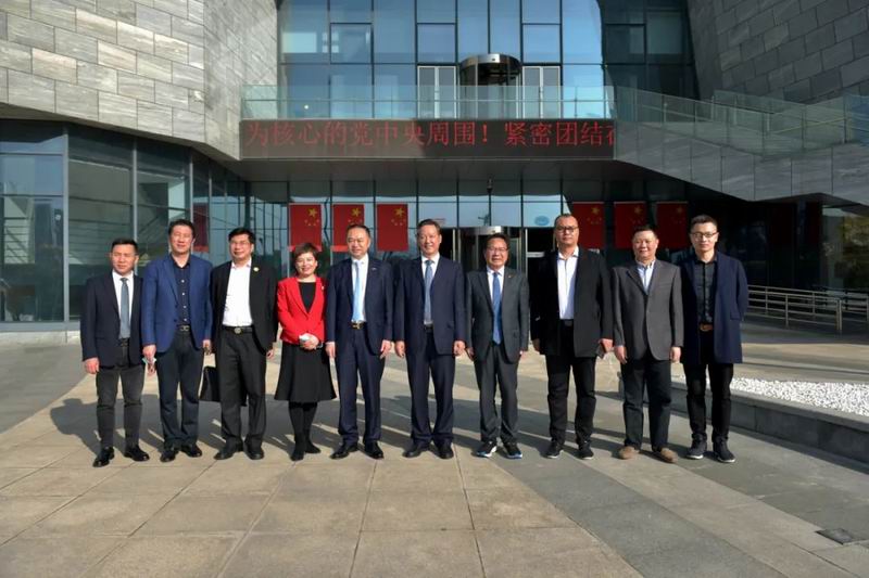 1674013992152010.jpg 640.jpg